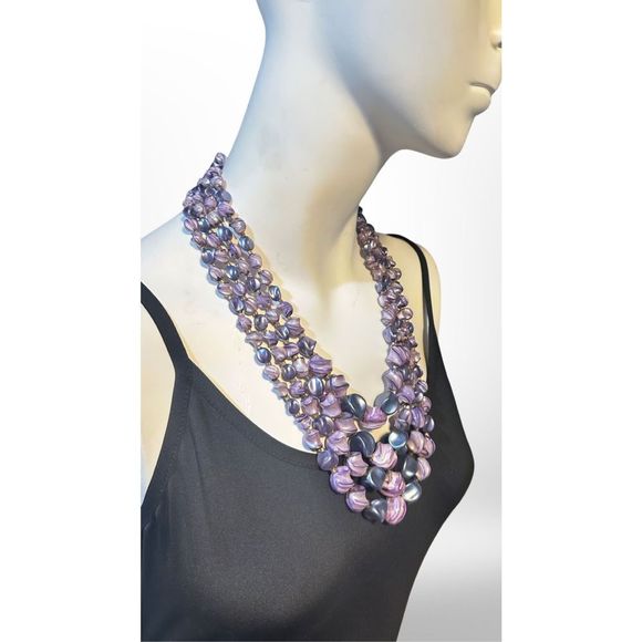 VTG c.1970 | Hand Painted  purple necklace - Picture 2 of 6